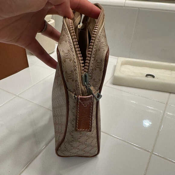 Vintage CELINE COSMO POUCH - Picture 3 of 9